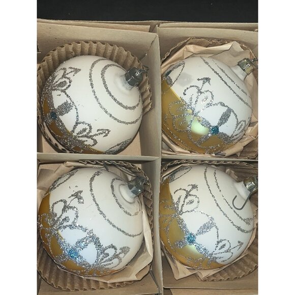 2 Boxes Christmas Ornaments 8 Bulbs Vintage Imperial Gold White POLAND - Picture 3 of 8